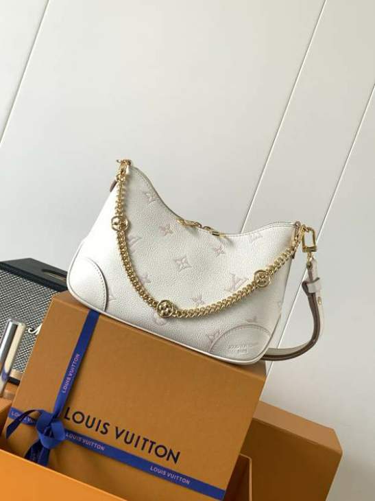 Picture of Louis Vuitton Handbags _SKUfw212757365fw